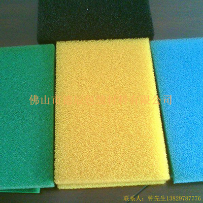 全開孔，拉力強，吸音性能高和良好的滲透性能。是生產(chǎn)空氣過濾器、油過濾器、水族過濾器等行業(yè)的理想產(chǎn)品，并且是生產(chǎn)泡沫陶瓷過濾器、過濾板、過濾片、過濾網(wǎng)的必需品，可根據(jù)要求加工成圓柱、空心、方形等其它的特殊形狀加工成型及來樣定做。