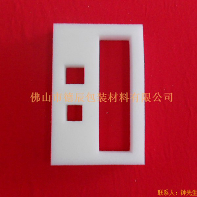 海綿內(nèi)托對各行各業(yè)產(chǎn)品起到絕緣、密封、防震、防塵、填充、隔音、固定，能夠保護(hù)包裝產(chǎn)品在運輸過程中安然無恙，起到保護(hù)產(chǎn)品的一個作用，同時可以美化產(chǎn)品，提升產(chǎn)品檔次。
3海綿內(nèi)托適用范圍
